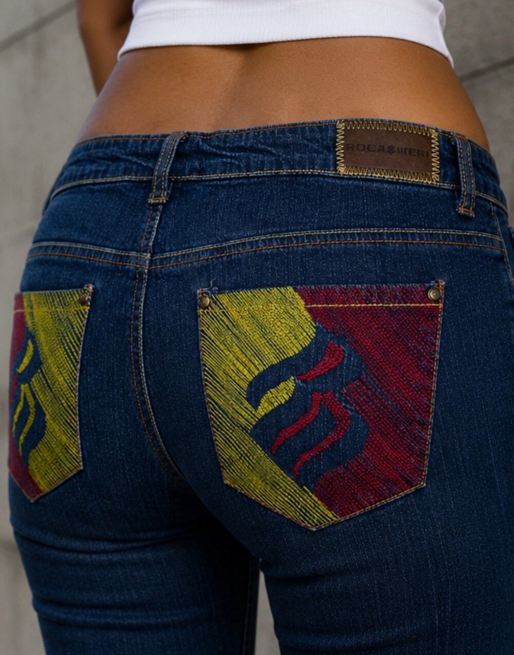 RocaWear Vintage Plus Size 18 Low Rise Stretch Boot Cut Jean Embroidered Pockets